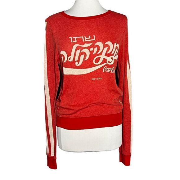 WILDFOX Coca-Cola Hebrew Graphic Crewneck Baggy Beach Jumper Pullover Sweater - Picture 3 of 8